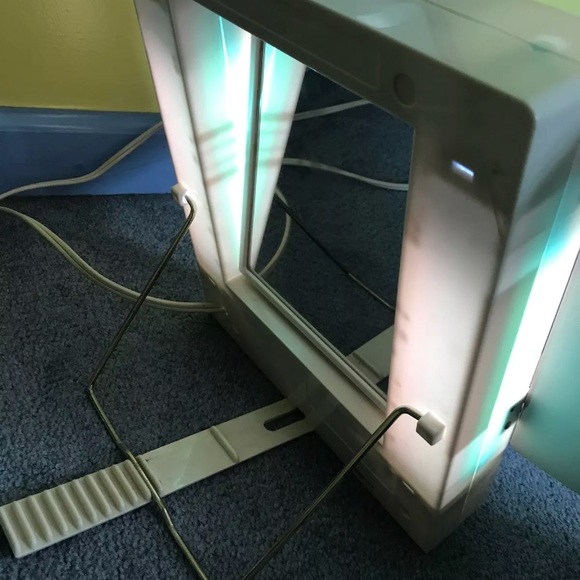 Jerdon 3 side makeup mirror - Picture 4 of 4